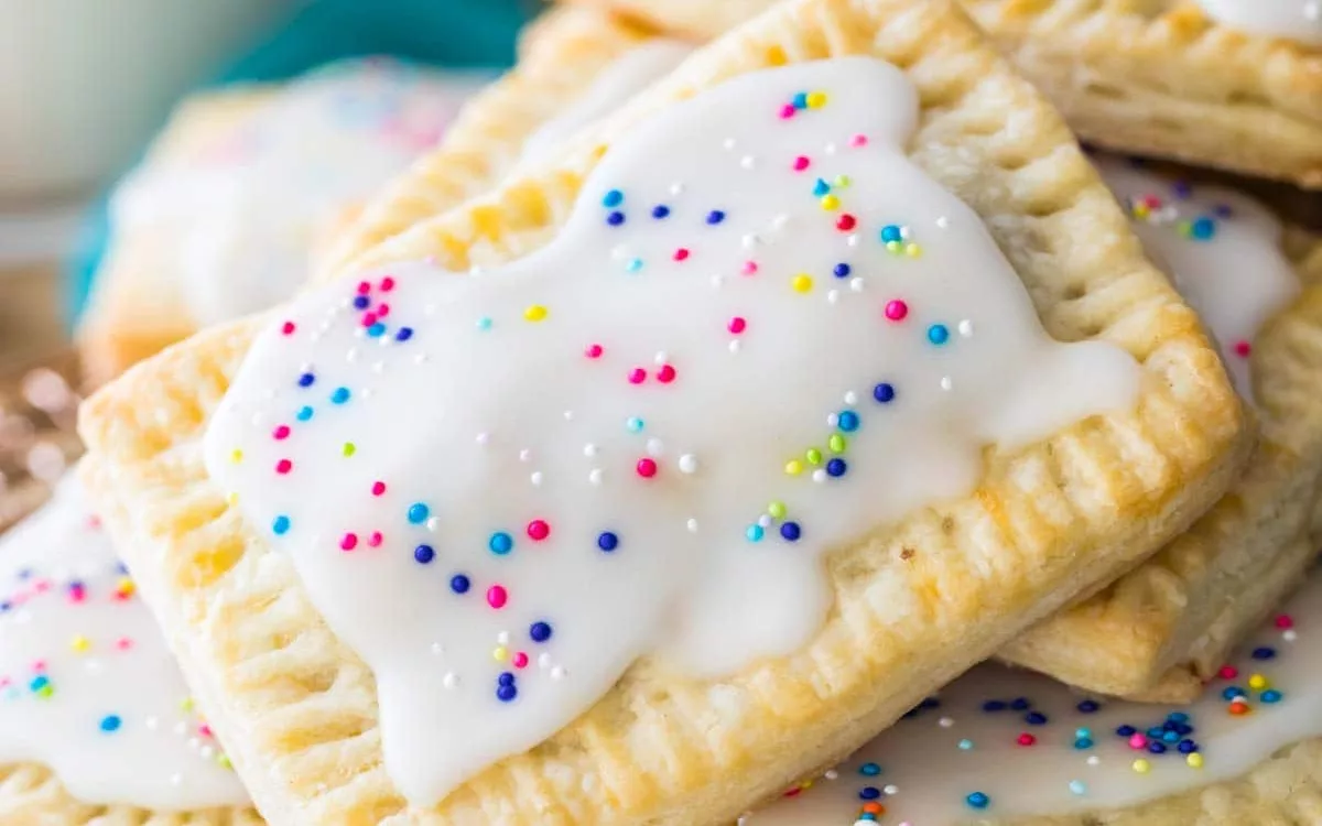 Easy DIY sugar cookie pop tart baking guide