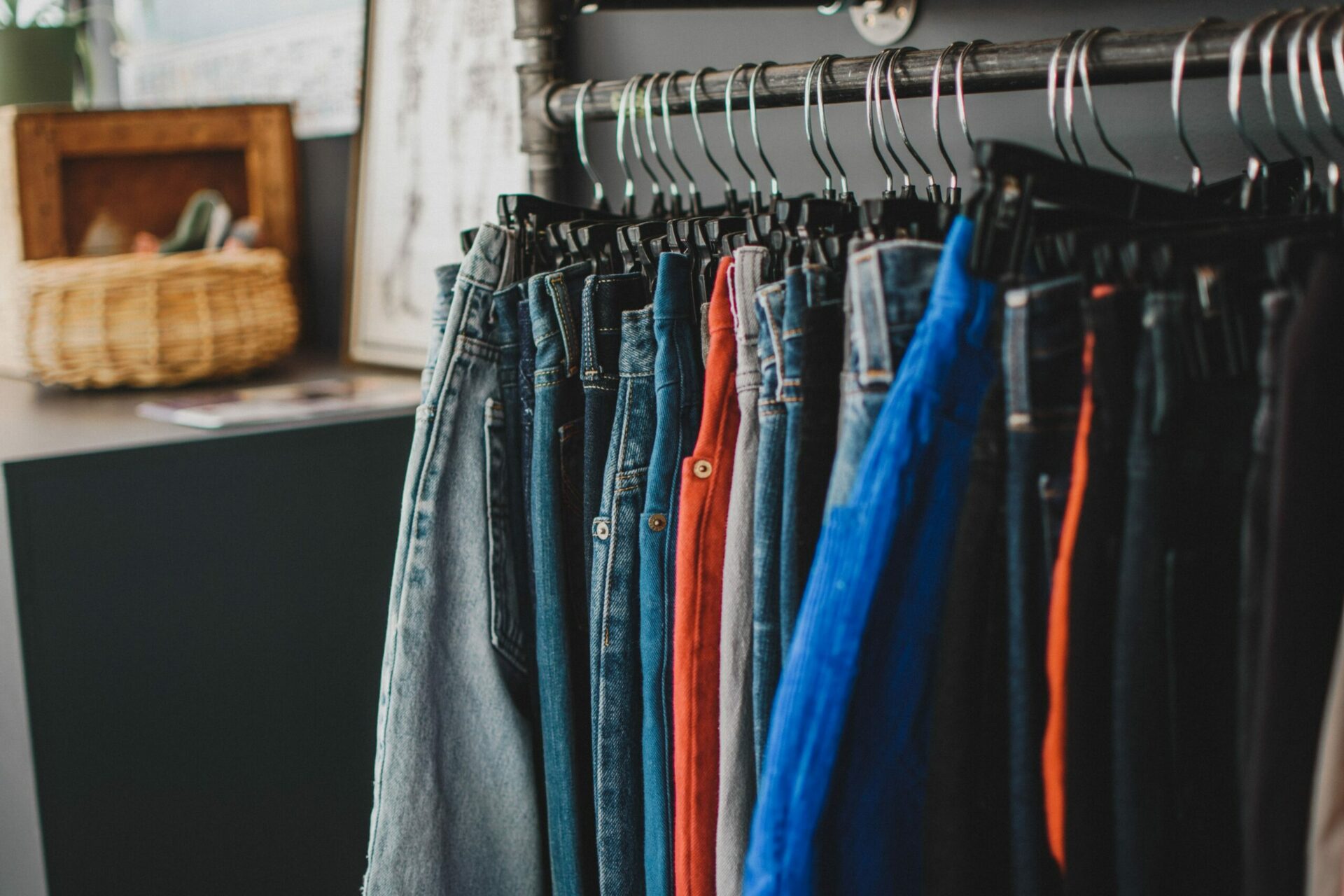 14 Incredible Thrift Stores in Los Angeles for Sustainable Fashion Finds