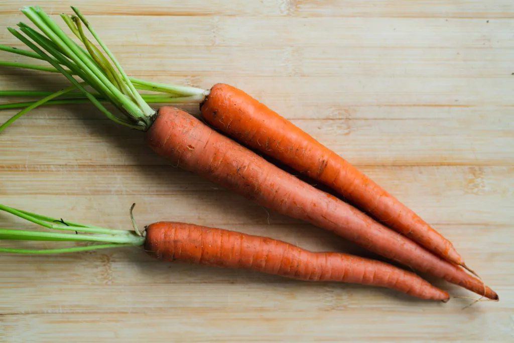 How long do carrots last in the fridge?