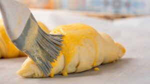 Golden Touch: Ultimate Egg Wash Recipe & Maximizing Zero-Waste of  Eggshells