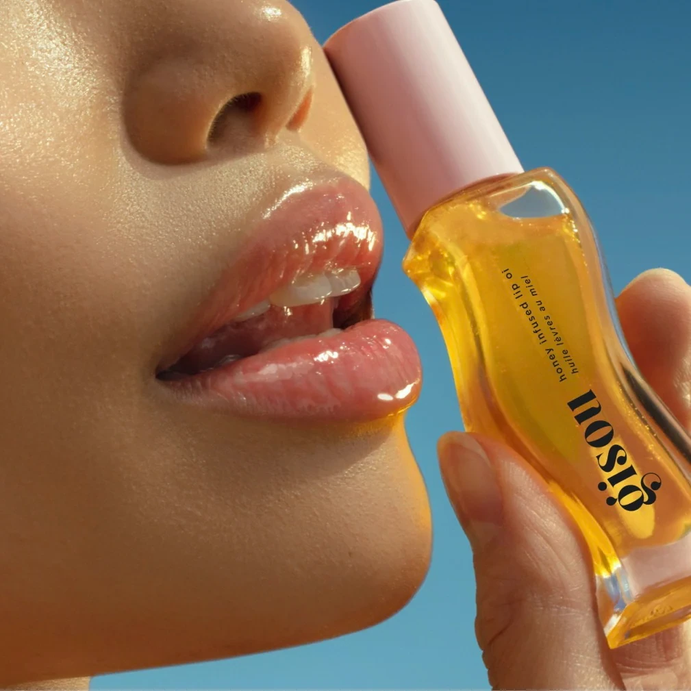 Gisou Lip Oil: Great Eco-Luxe Care for Your Lips